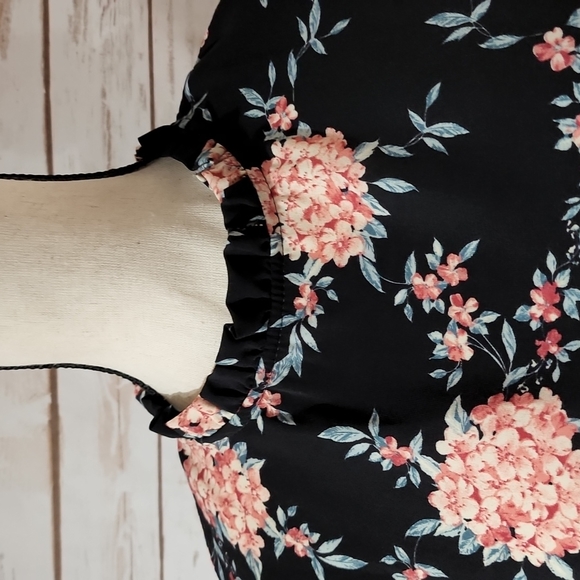 les Amis Top - Size Small ⭐️NWT!⭐️ - Picture 2 of 4